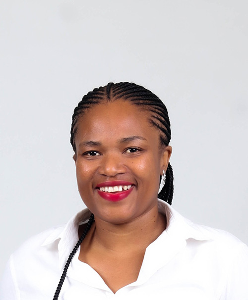 Dr Vuyisile Dlamini