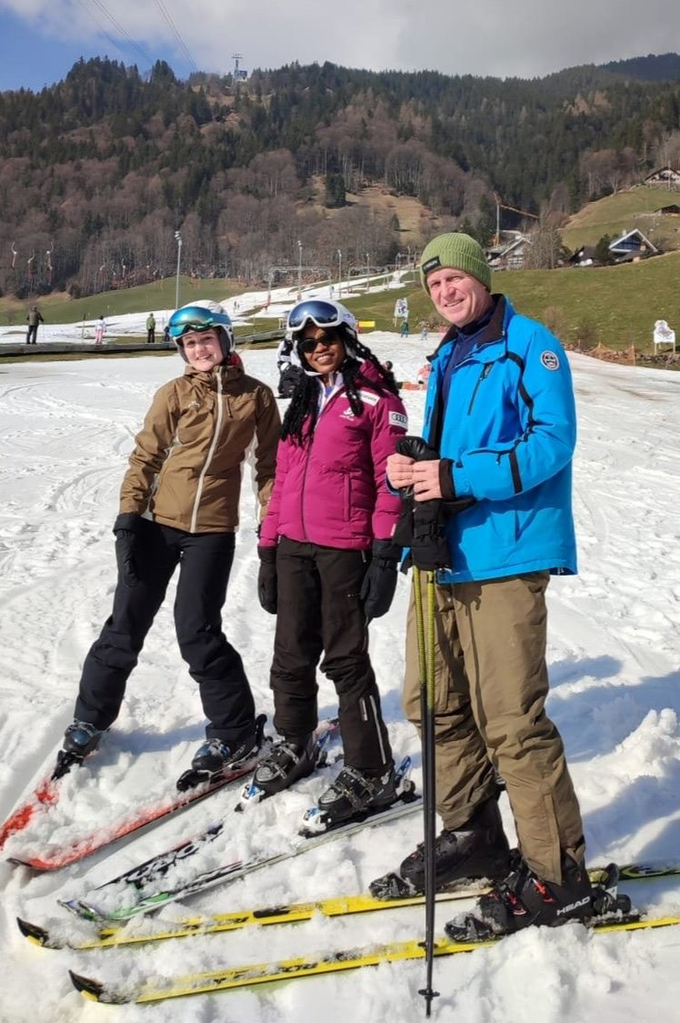 Anna Tomas and her host family enjoying a day of skiing.
