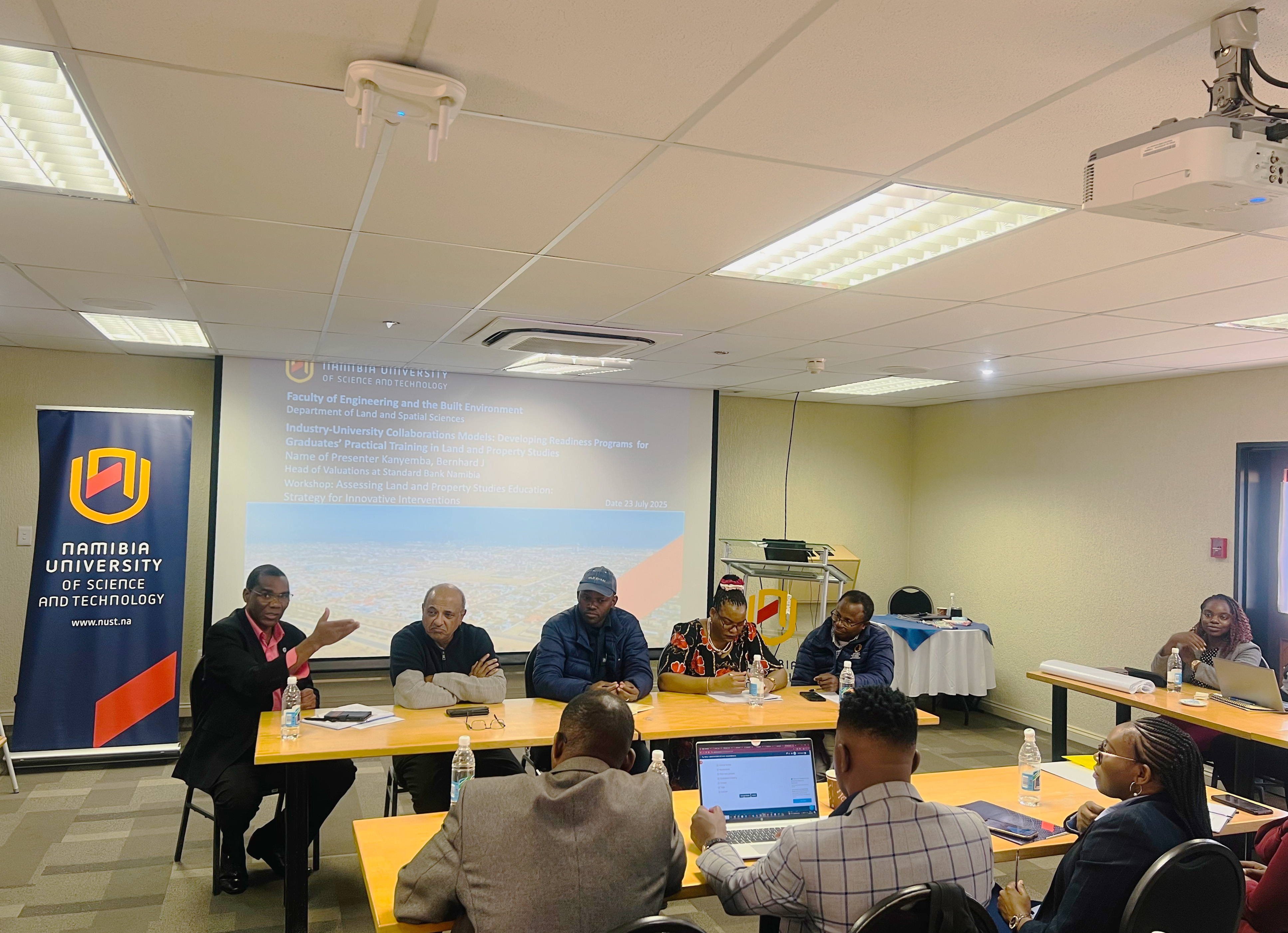 Mr Kanyemba leading the discussion