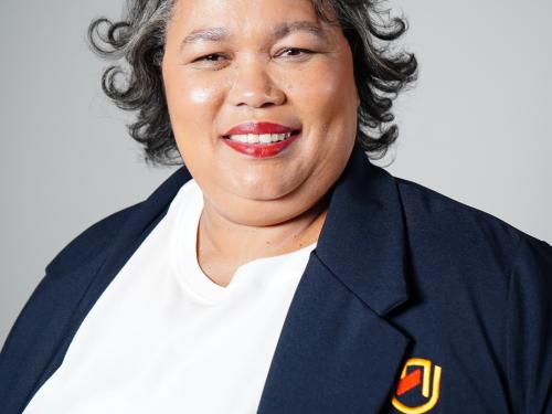 Colien Biwa